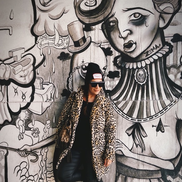 Meet your Posher, Anna - Picture 1 of 1